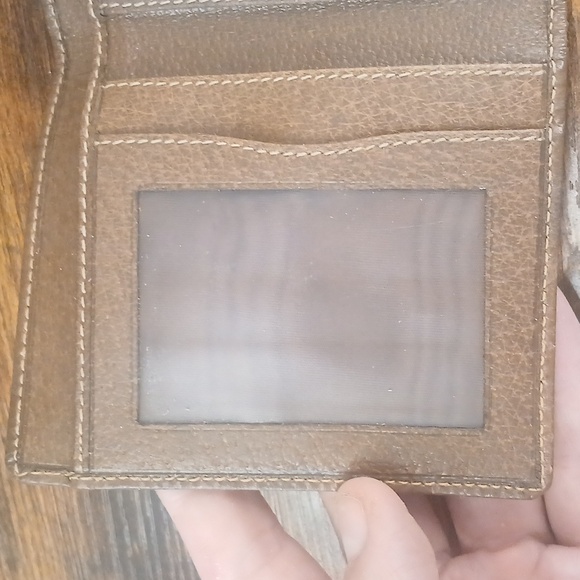Authentic GUCCI PROJECT Tan Leather Wallet with Card Slots - Picture 3 of 10